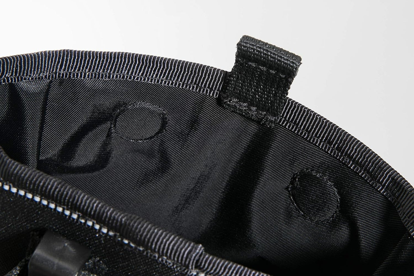 Dog Treat Pouch for Training Doggie Puppy Snack Reward Pouch Bait Bag Pet Treat Carrier Holder with Clip Waist Belt Magnetic Opening