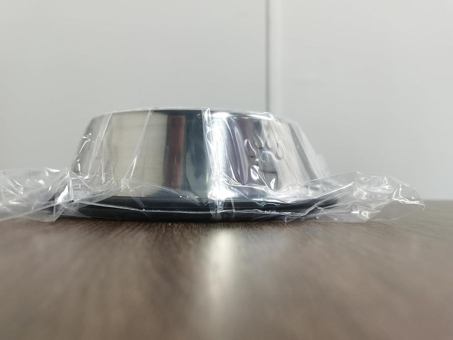 2 Stainless Steel Dog Bowls, Dog Feeding Dishes, Doggie Plate Food Bowls with Rubber Base, Small and Medium Pet Feeder for Food and Water (M-16.6Oz)